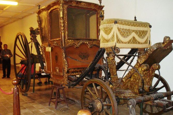 Solo Vintage Tour with Sukuh and Cetho Temple from Yogyakarta - The Experience in Detail