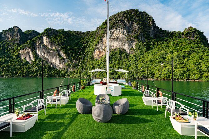 Sonata Cruise: Halong Bay Day Trip with Buffet and Jacuzzi Pool - Exploring the Itinerary in Detail