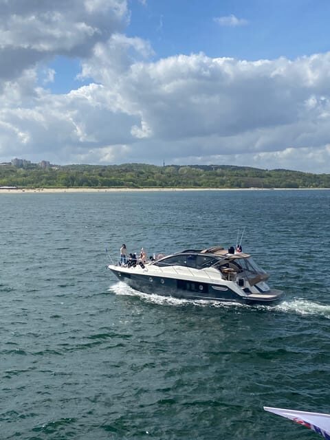 Sopot/Gdansk: Private Cruise on a luxury motor yacht - Sopot/Gdansk: Private Cruise on a Luxury Motor Yacht