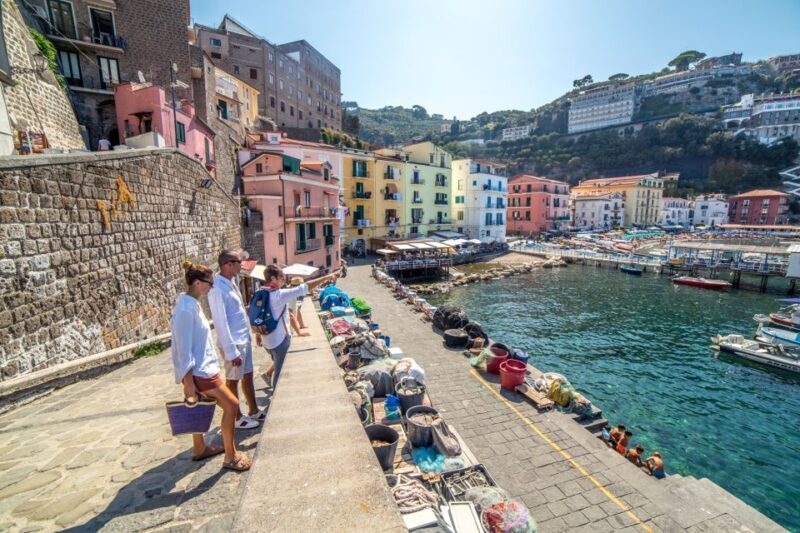 Sorrento: Guided Walking Tour & Street Food Experience - Itinerary Breakdown: What You’ll See and Do