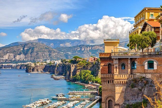Sorrento, Positano, Amalfi and Ravello tour from Naples - Transportation and Group Size