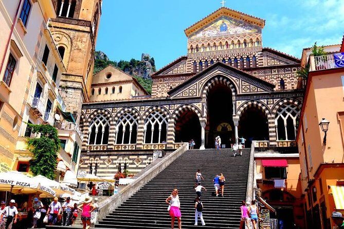 Sorrento, Positano, Amalfi and Ravello tour from Naples - FAQ