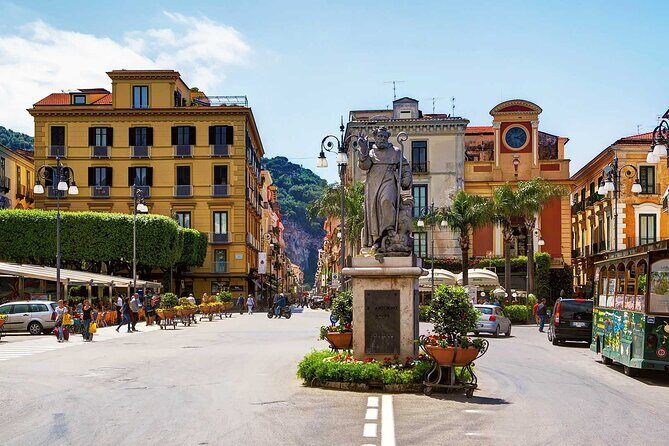 Sorrento, Positano, Amalfi & Ravello Day Tour from Naples - The Experience in Detail