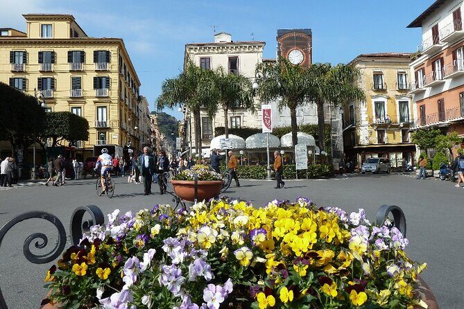 Sorrento, Positano and Amalfi Coast in One Day From Naples - Key Points