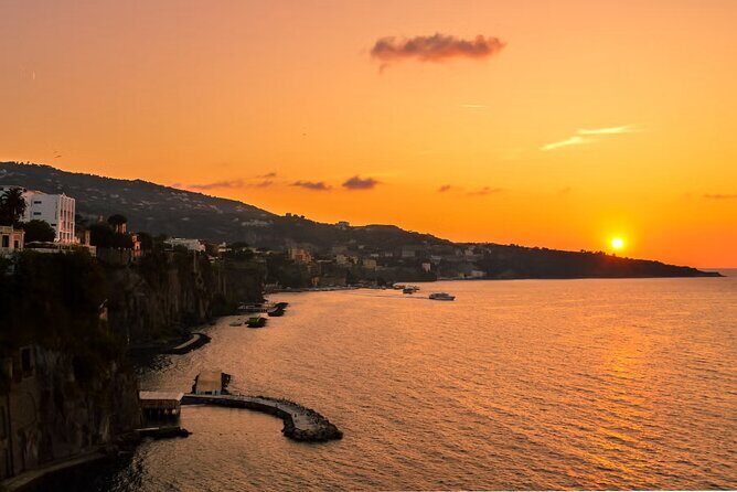 Sorrento Sunset Private Tour - Premium 28ft Boat - A Sorrento Sunset on the Water: An Intimate Cruise Experience