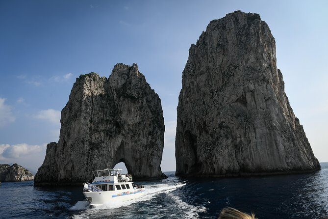 Sorrento to Capri and back: Minicruise Daily Return Ticket - Arriving in Capri: Your Free Time on the Island