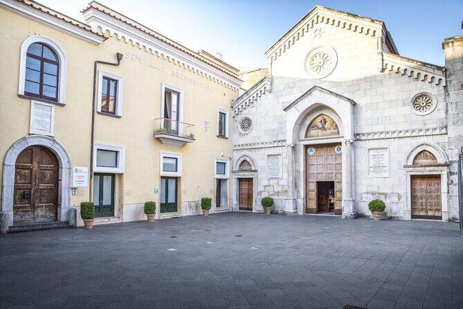 Sorrento Walking Tour & Limoncello Tasting - Exploring Sorrento in Depth