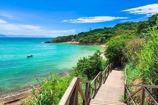 Sou Buziano - Exploring Búzios with Sou Buziano: A Practical Guide to a Short but Sweet Tour