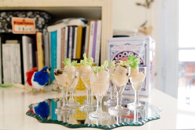 Soufflé Class & Brasserie Lunch with Champagne in Parisian Home - FAQ