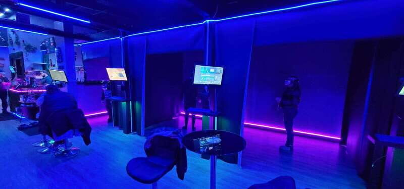 Soulvaria: VR Arcade Pods (1 - 6 Players) - Key Points