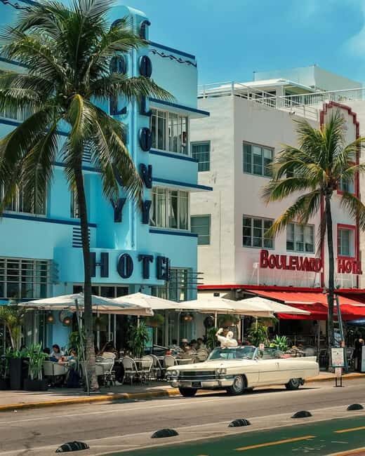 South Beach: French Guided Tour of the Art Deco District (2 hours) - A Deep Dive into the Art Deco District Tour