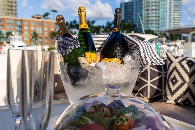 South Beach Miami BACHELORETTE Boat Day! - Key Points