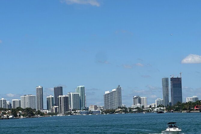South Beach: Miami Boat Cruise and Skyline - FAQs