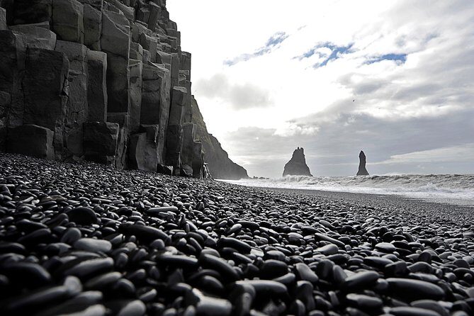 South Coast Waterfalls, Black Beach and Glacier Adventure Tour - The Full Experience: What to Expect on the South Coast Waterfalls and Glacier Tour