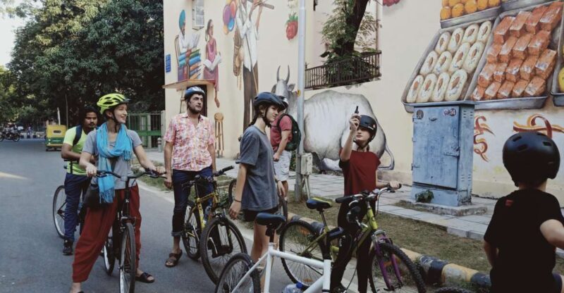 South Delhi: 3.5-Hour Private Bike Tour with Masala Dosa - Key Points