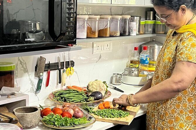 South Indian Vegetarian Cooking Class in Chennai with Meena - Authenticity, Hospitality, and Cultural Insight