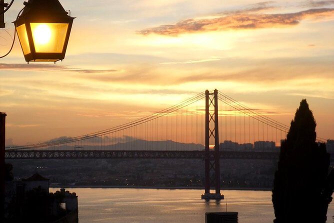 South of Lisbon Private Tour - Cacilhas - Almada - Costa da Caparica - Who Will Love This Tour?
