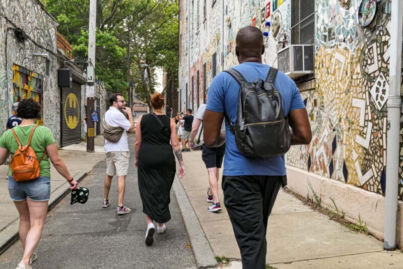 South Philadelphia: Its Always Sunny Walking Tour - Exploring South Philadelphia with the "Its Always Sunny" Walking Tour