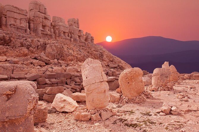 Southeast Anatolia Tour (Nemrut, Gobeklitepe, Zeugma) - A 3-Day Journey Through Turkey’s Ancient Wonders: Nemrut, Gobeklitepe, and Zeugma