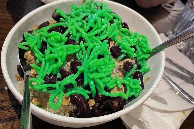 Southeast Asian and Chinese Food Tour in NYC - Discover the Flavors of Asia in NYC: A Food Tour through Chinatown