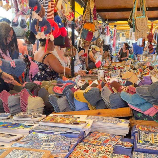 Southern Beauties: Marsaxlokk and Blue Cave TOUR IN PORTUGUESE - FAQ