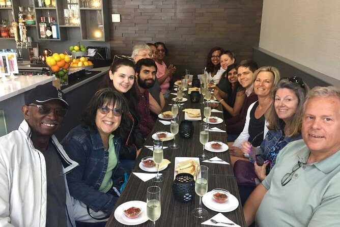 Southern Flavors Food, Pub Crawl, and History Walking Tour - Potential Drawbacks and Considerations