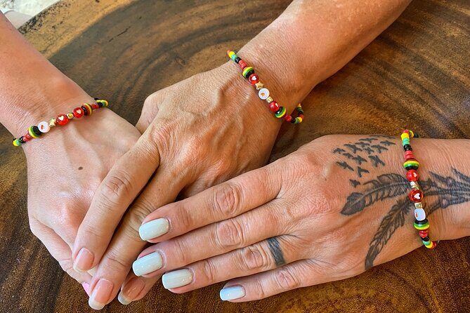 Souvenirs workshop A Mi Mek It! in Montego Bay Jamaica (FR & EN) - Key Points