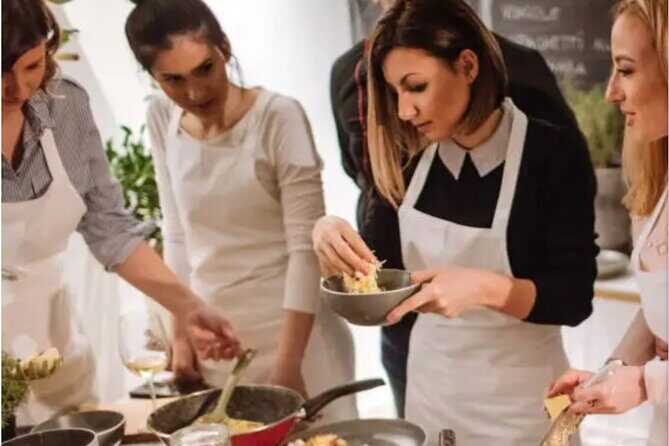 Spanish Cooking Class Palma meals+drinks 7 dishes Full meals - An In-Depth Look at the Palma Cooking Class Experience