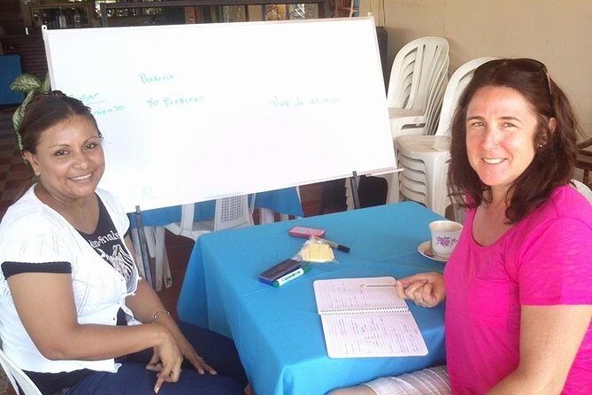 Spanish lesson and homestay, Lago Azul Spanish School - Experience the Authentic Charm of Lago Azul Spanish School in San Juan del Sur