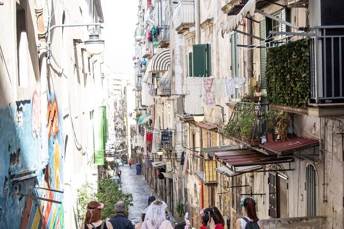 Spanish Quarter of Neaples StreetArt & Traditions, with coffee and babà - Who Is This Tour Best Suited For?