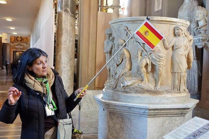 Spanish Small Group Tour of the Vatican Museums, Sistine Chapel & St. Peter's - An Authentic Journey Through the Vatican with a Small Group