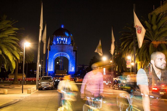 SPECIAL NIGHT LIFE Mexico City Light´s Bike Tour - Who Will Love This Tour?