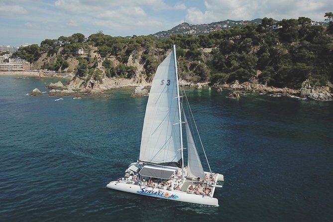 Special tour for groups sailing along the Costa Brava in a big catamaran. Food and drinks included. - Who Would Love This Experience?
