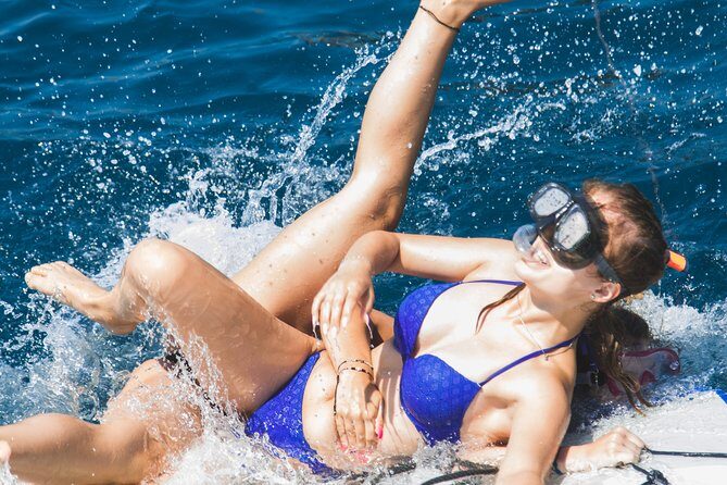 Special tour for groups sailing along the Costa Brava in a big catamaran. Food and drinks included. - FAQ