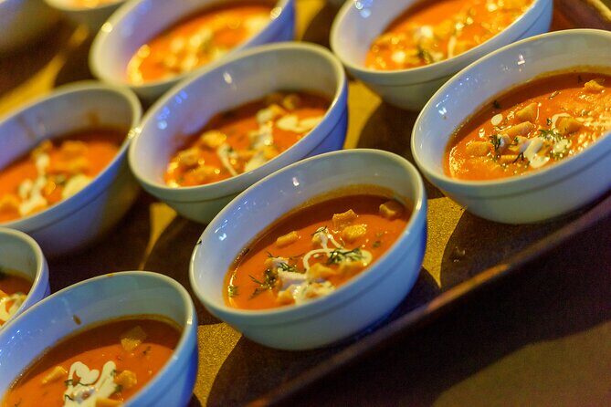 Spectacular Dinner-Show - The Full Experience: What to Expect at the Spectacular Dinner-Show