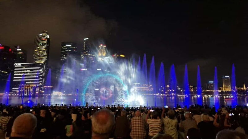 Spectra & Garden Rhapsody Shows with Singapore River Cruise - A Closer Look: What to Expect from This Night Tour