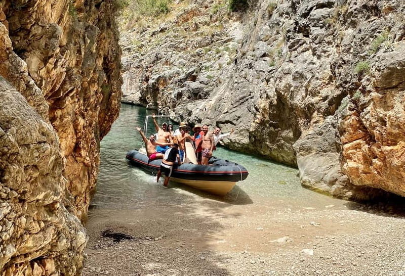 Speed Boat Tour to National Park and Grama Bay - Key Points