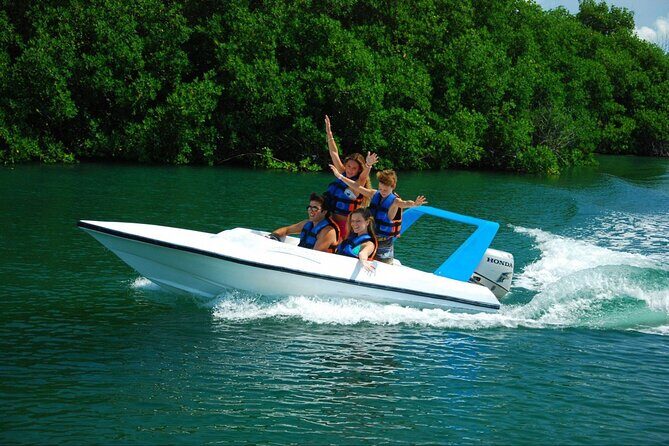 Speedboat and Snorkeling Adventure in Cancun - Exploring the Cancun Speedboat and Snorkeling Tour in Detail