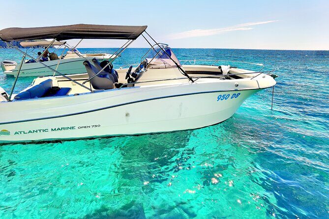 Speedboat Atlantic Marine 750, 4 or 8 hours - The Sum Up