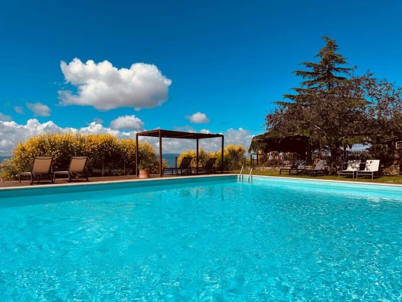 Spend a day in a resort in the Tuscan countryside - Key Points