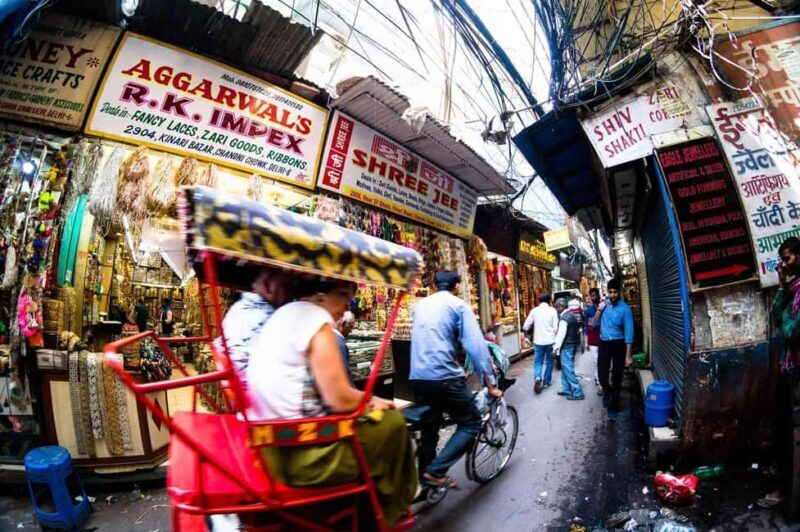 Spices, Streets & Stories: A Walk Through Old Delhi Markets - Key Points