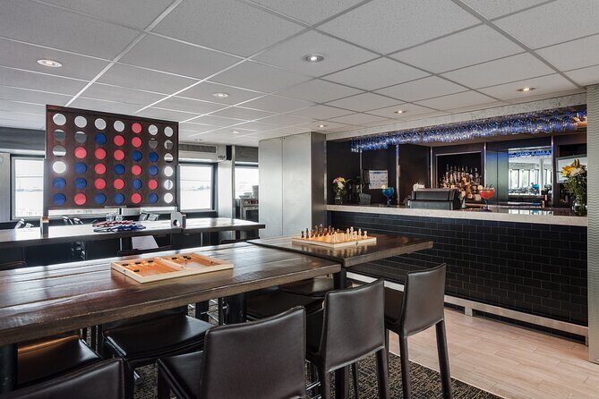 Spirit of Philadelphia Signature Dinner Cruise with Buffet - The Real Value for Travelers