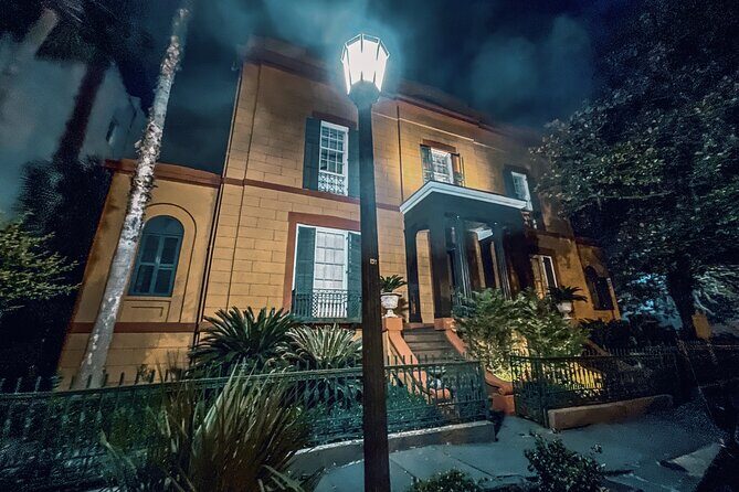 Spirits and Scoundrels Adults Only Savannah Ghost Tour | 10pm - Key Points