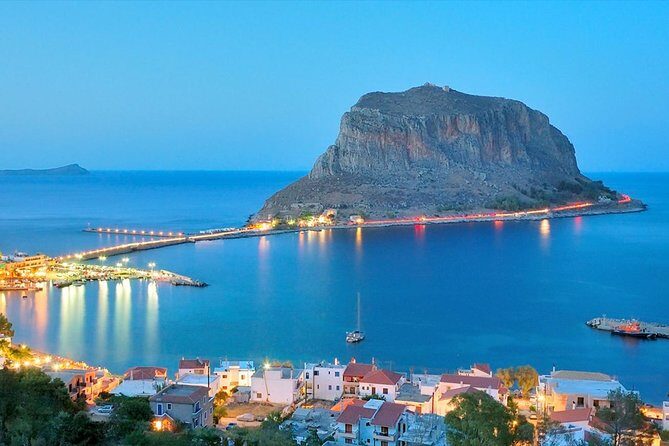Splendid off-season tour in Greece: UNESCO sites in 19-days tour from Athens - An In-Depth Look at the 19-Day Greek UNESCO Tour