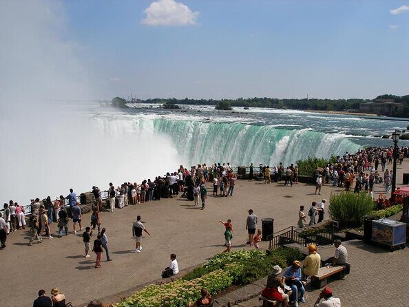 Splendours of Niagara Falls Luxury Small Group Tour from Toronto - Key Points