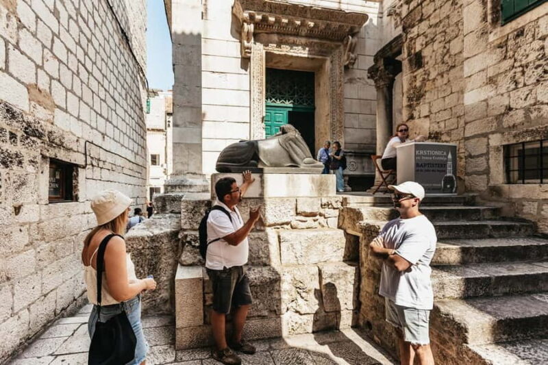 Split: Diocletian's Palace & Old Town Guided Walking Tour - Detailed Breakdown of the Itinerary