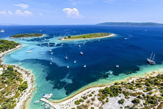 Split: Half-Day Blue Lagoon, Shipwreck and Trogir Boat Trip - Key Points