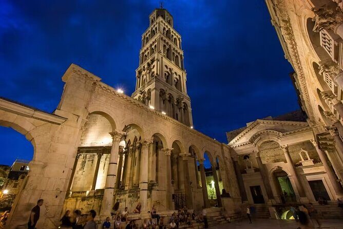 Split : Must-See Attractions Walking Tour with A Guide - The Sum Up
