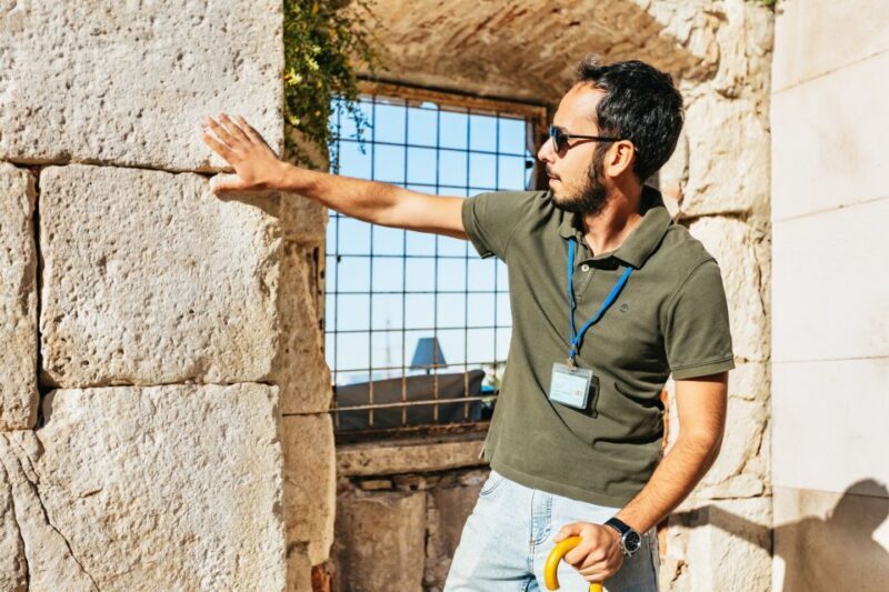 Split: Old Town and Diocletian Palace Walking Tour - Key Points