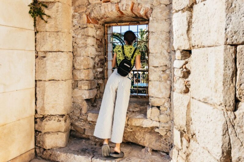 Split: Old Town and Diocletian Palace Walking Tour - Navigating the Itinerary